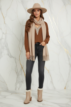 العارضة بالمجموعة الكاملة - أمامي