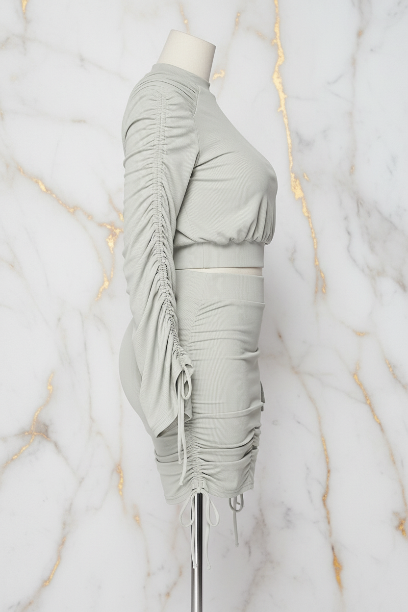 الطقم - منظر جانبي بدون عارضة