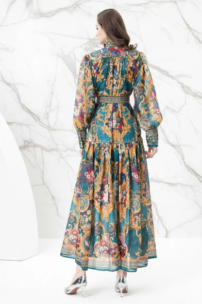 لقطة خلفية للفستان