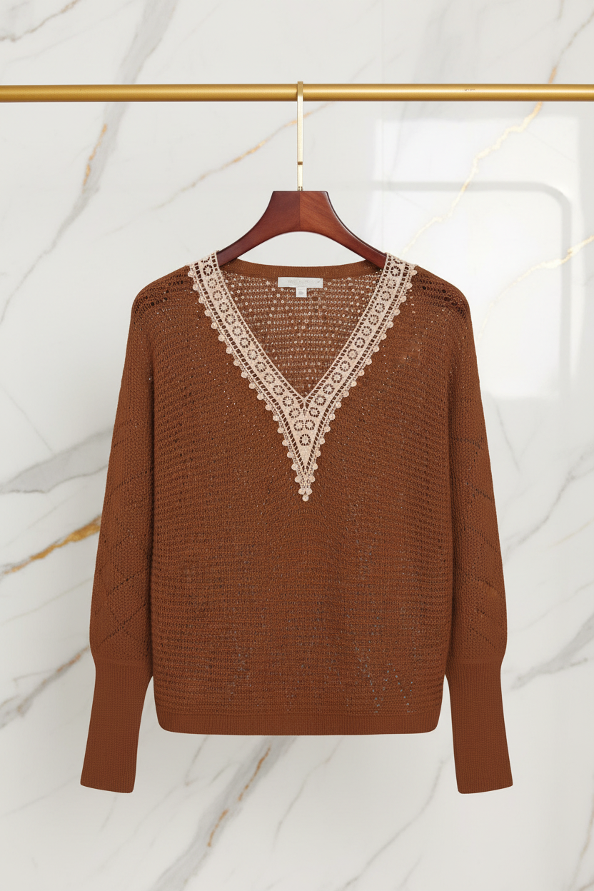 السويتر البني - جانب آخر