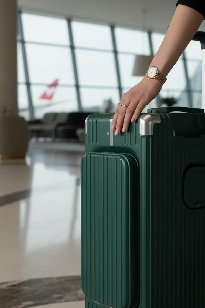 لقطة قريبة للجيب الأمامي