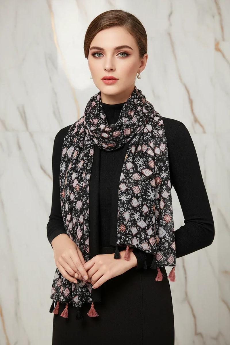 وشاح فاخر حول الرقبة