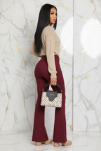 إطلالة ثلاثية خلفية