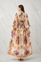 لقطة خلفية للفستان