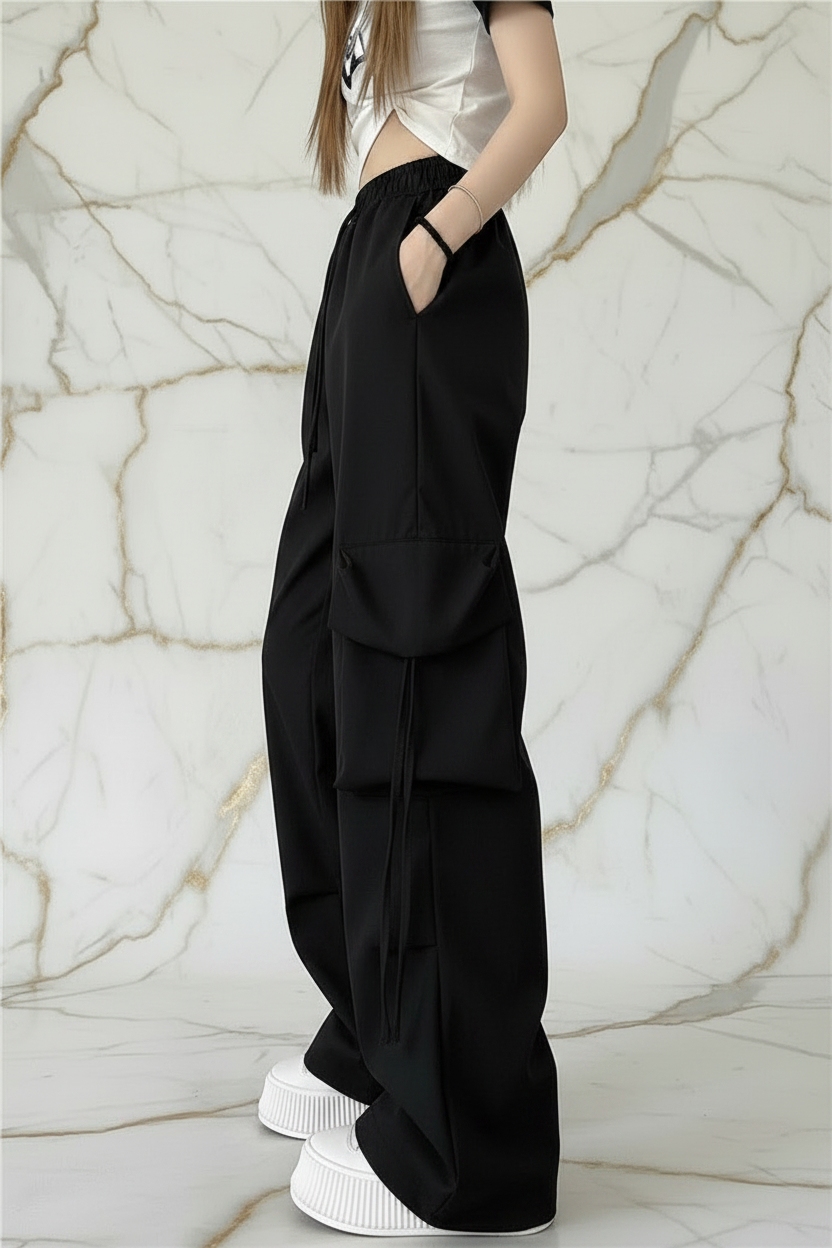 بنطال أسود - جانب