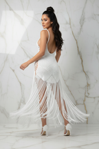 فستان كروشيه أبيض مع عارضة - زاوية خلفية