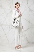 منظر جانبي أيمن