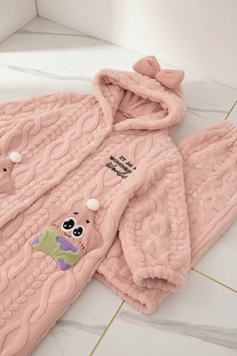 تفاصيل القماش والهودي