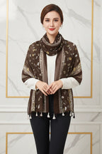 وشاح فاخر على الأكتاف