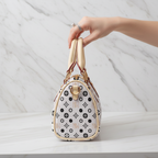 الحقيبة - منظر جانبي