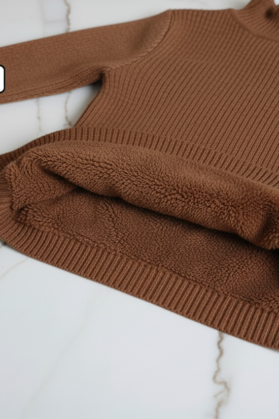 سويتر لون القهوة مبطن - مطوي مع البطانة