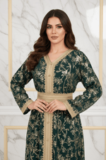 بورتريه من الخصر للأعلى