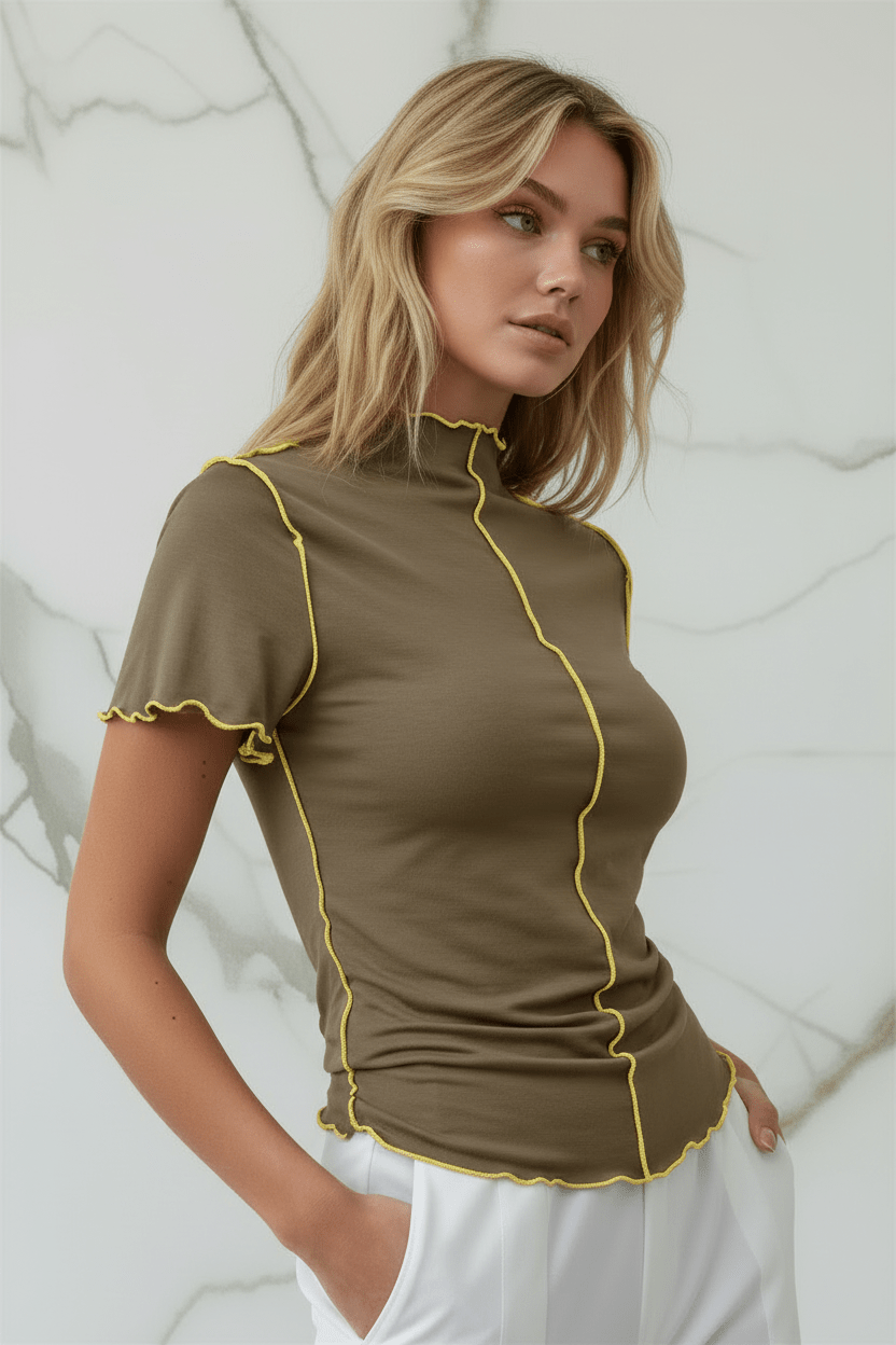 من اليسار