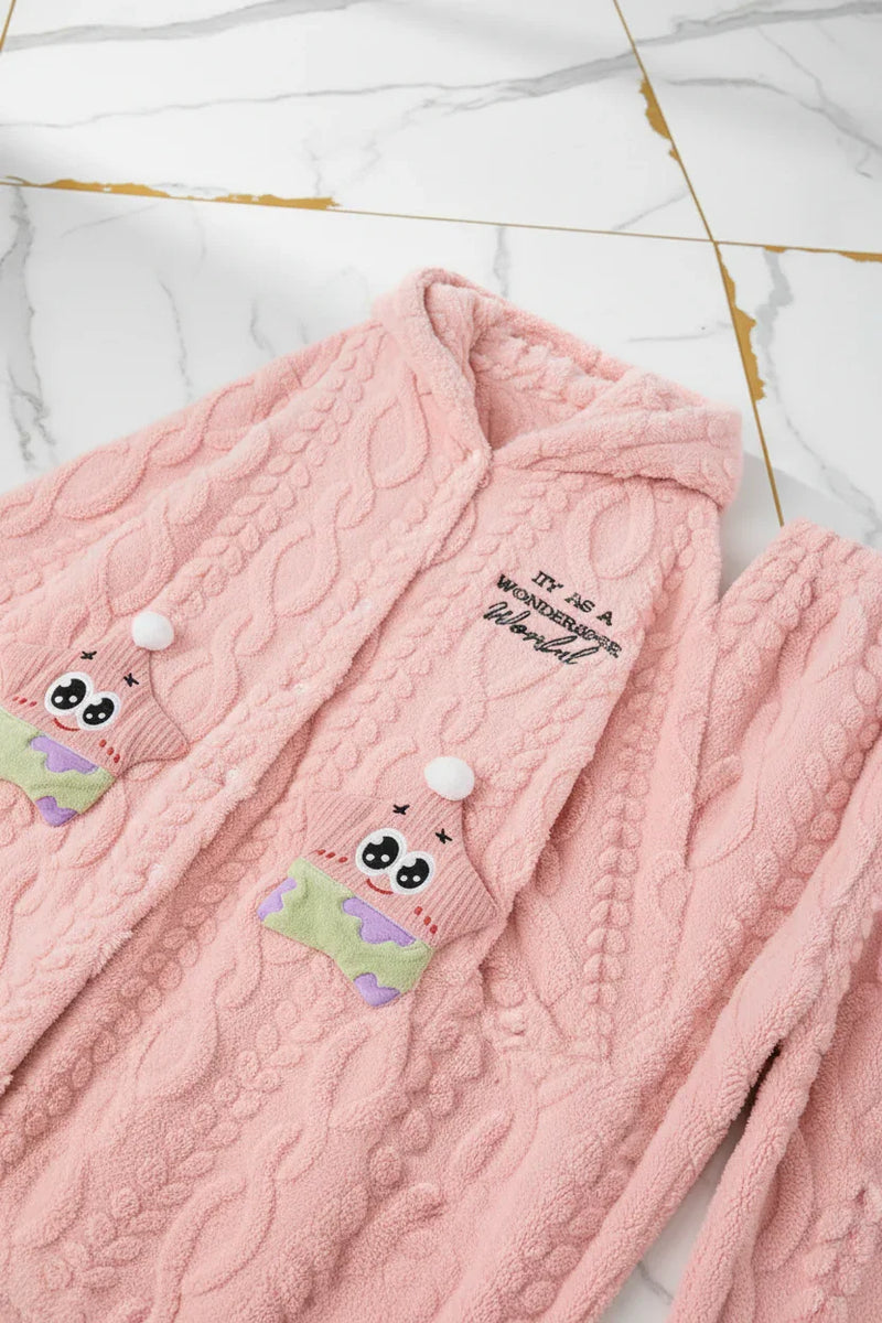 تفاصيل القماش والهودي