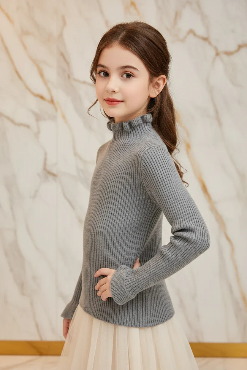 سويتر رمادي - زاوية يمين