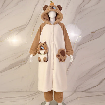 البجامة - على المانيكان