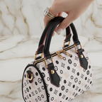 تفاصيل المقابض