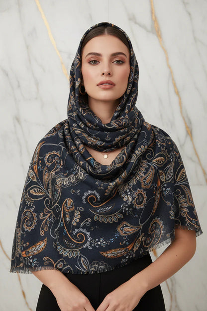 وشاح فاخر على الرأس