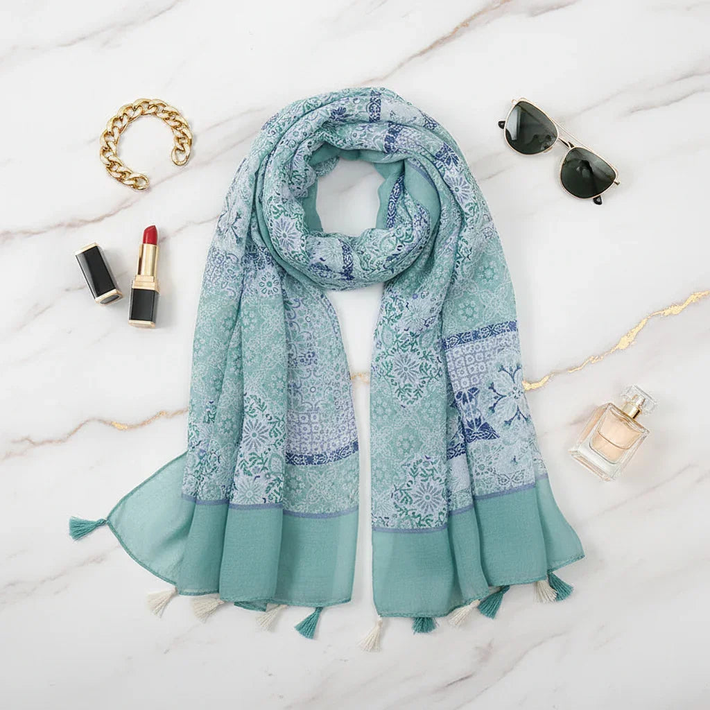 الشال مفرود بالكامل