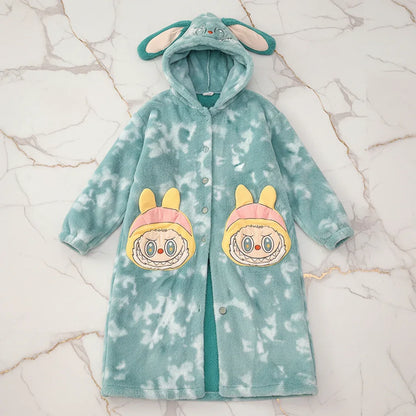 البجامة - منظر أمامي