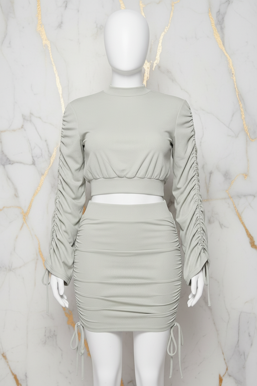 الطقم - منظر أمامي