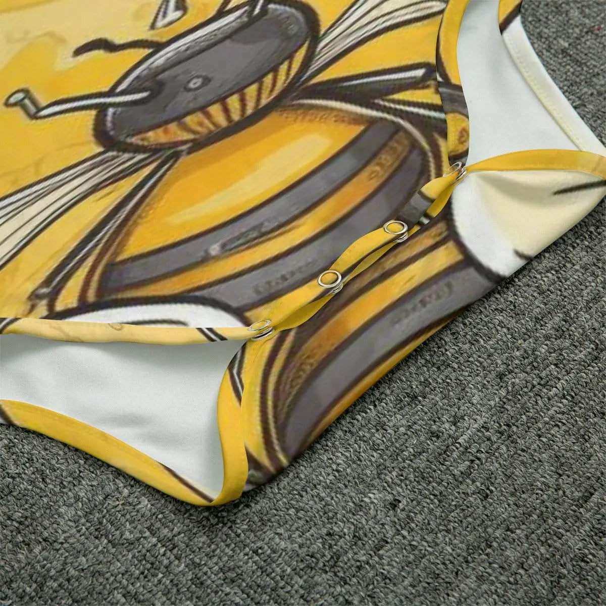 Beez Fly Yellow Bees Baby Bodysuits - IVORYNN