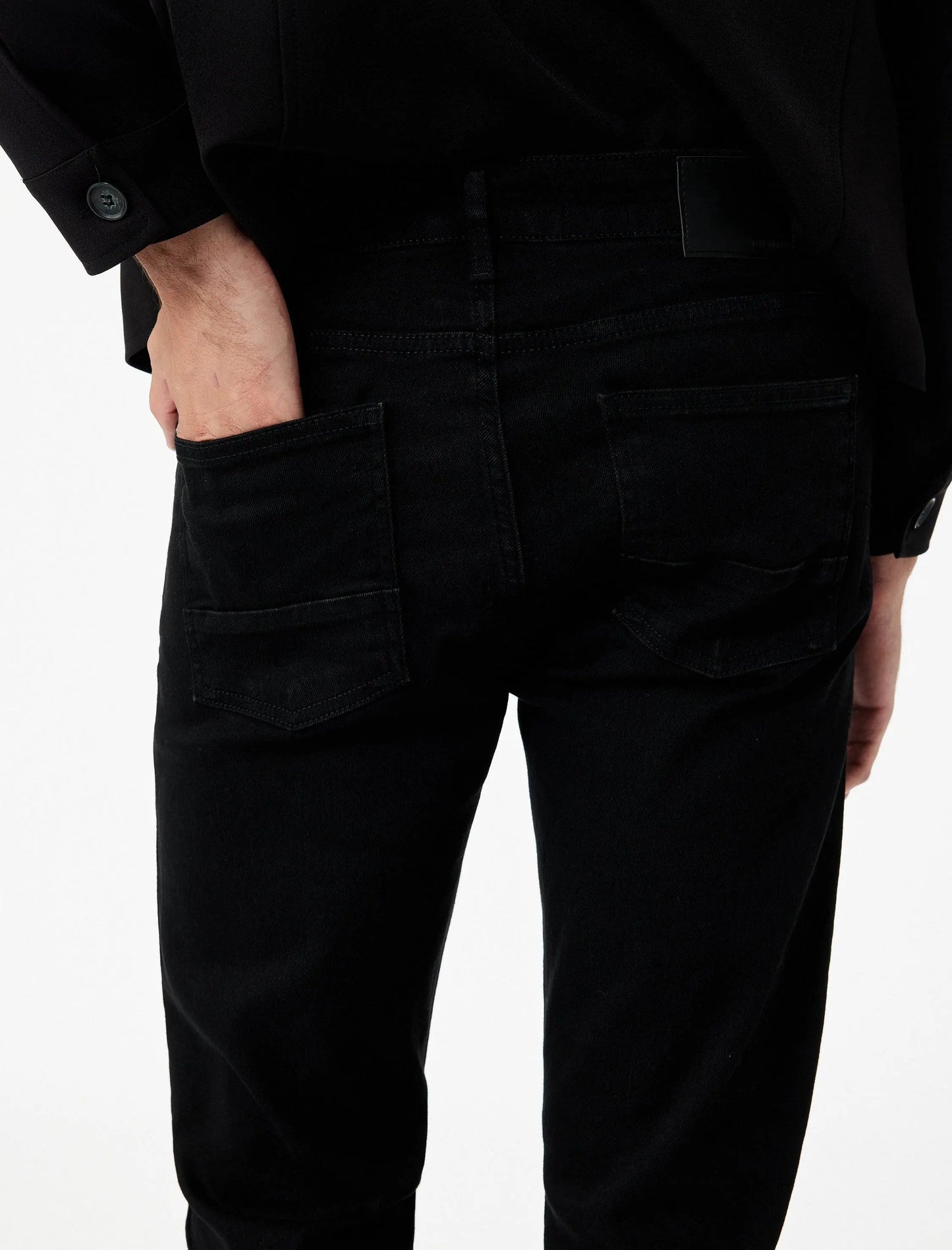Black Cotton Stretch Slim Fit Brad Denim Pant - IVORYNN
