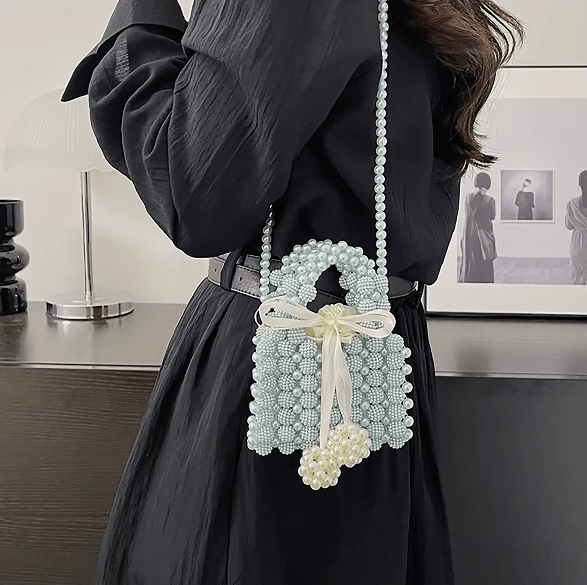 Bow Pearl Bead Handwoven Crossbody - IVORYNN