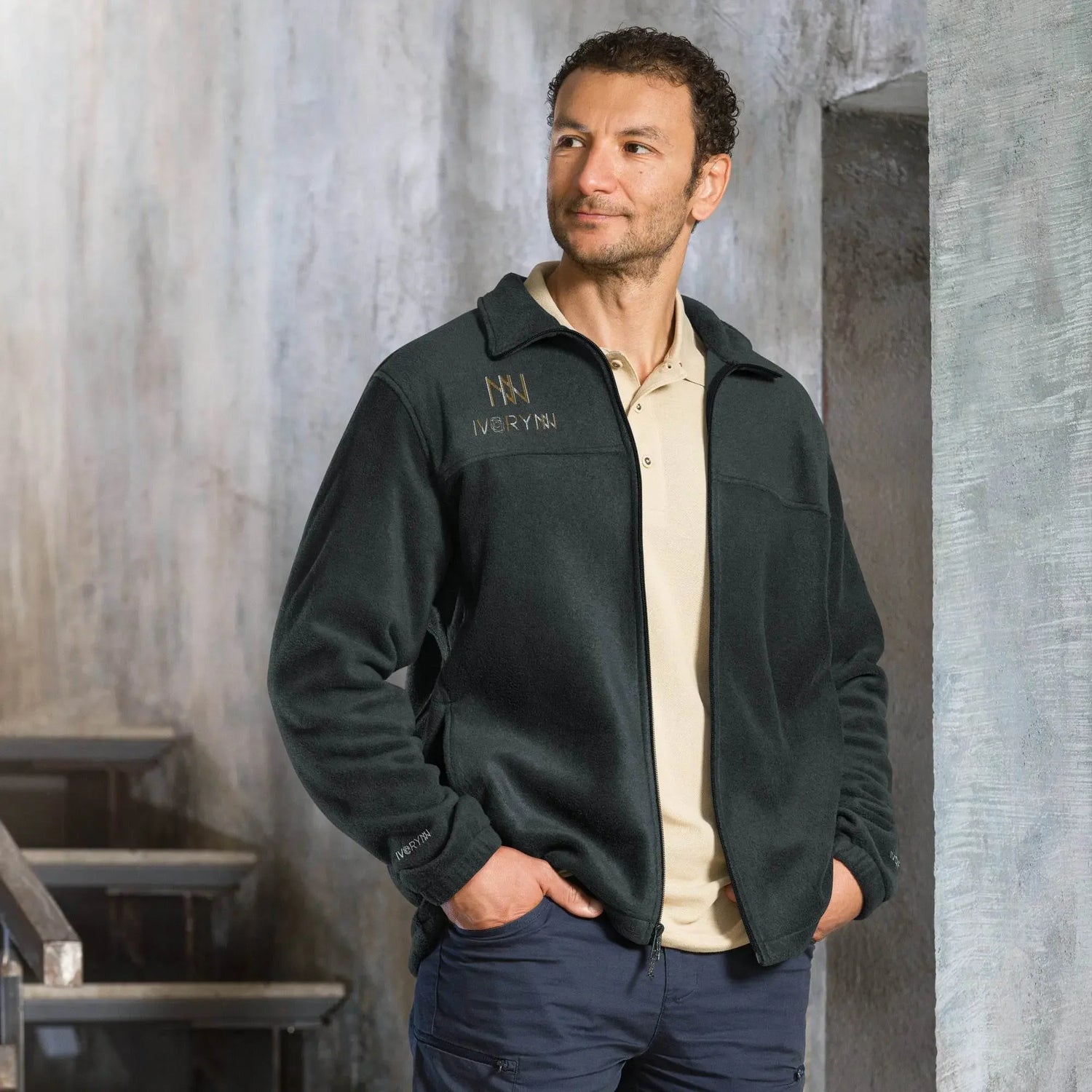 Classic Black Unisex Columbia Fleece Jacket - IVORYNN