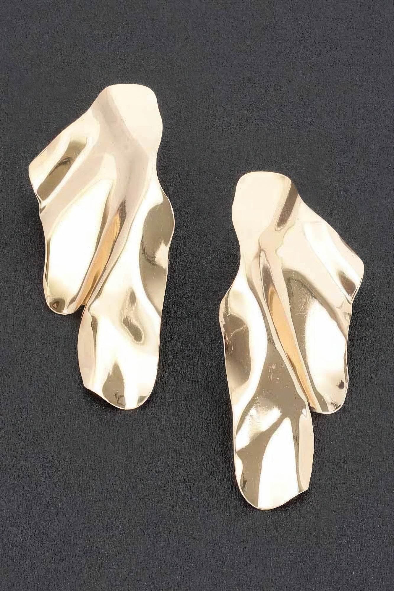 Cloth effect Stylish Metal Earring - IVORYNN