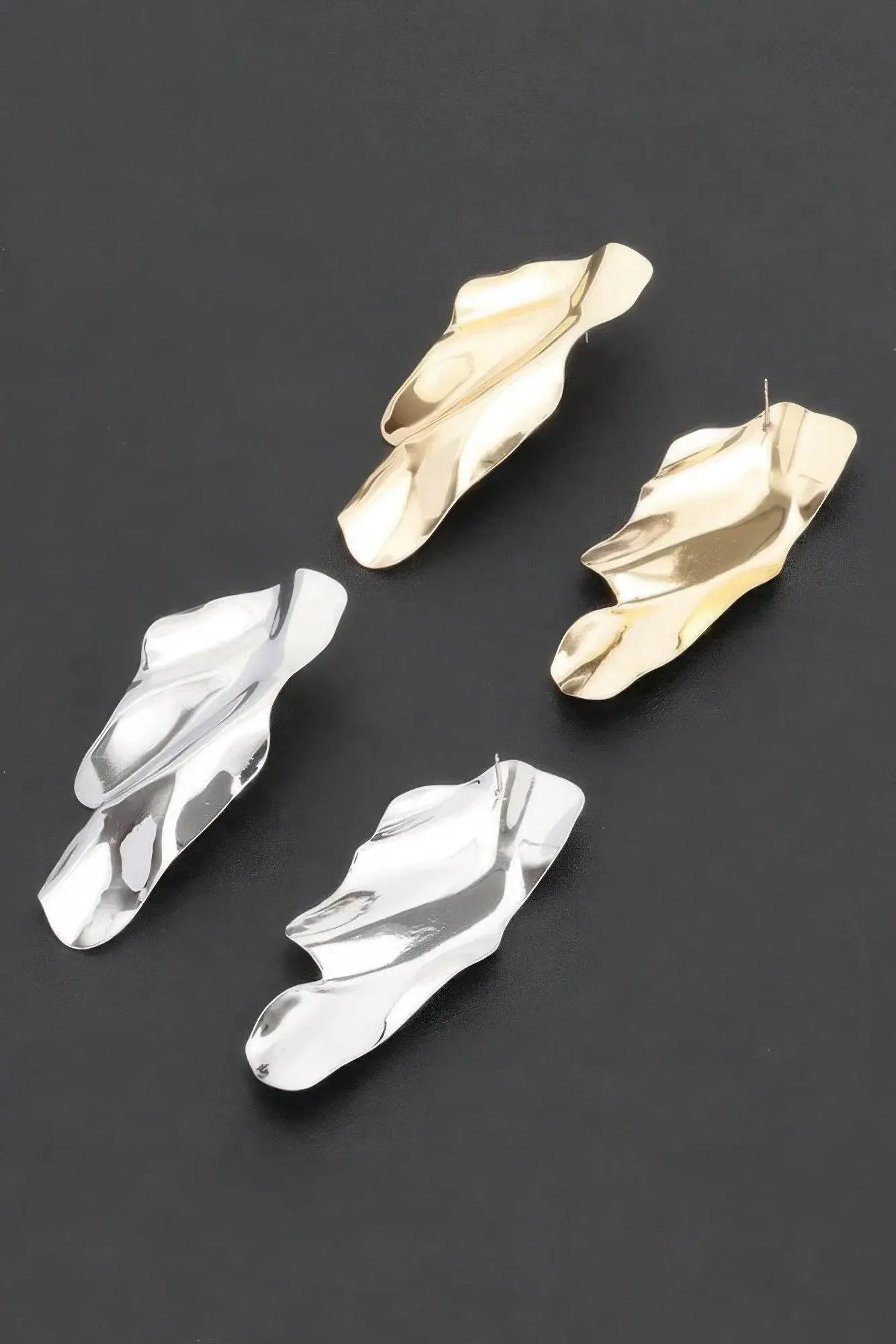 Cloth effect Stylish Metal Earring - IVORYNN