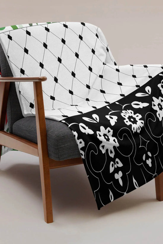 Country Flag floral Throw Blanket - IVORYNN