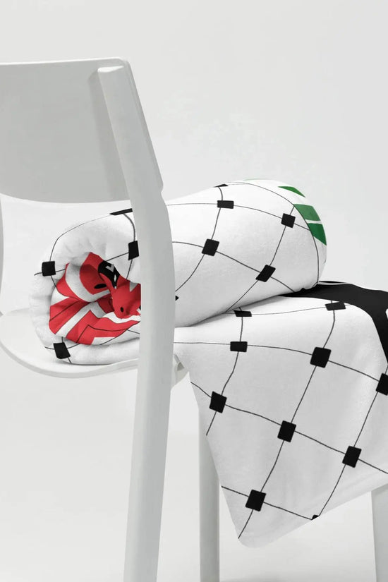 Country Flag floral Throw Blanket - IVORYNN