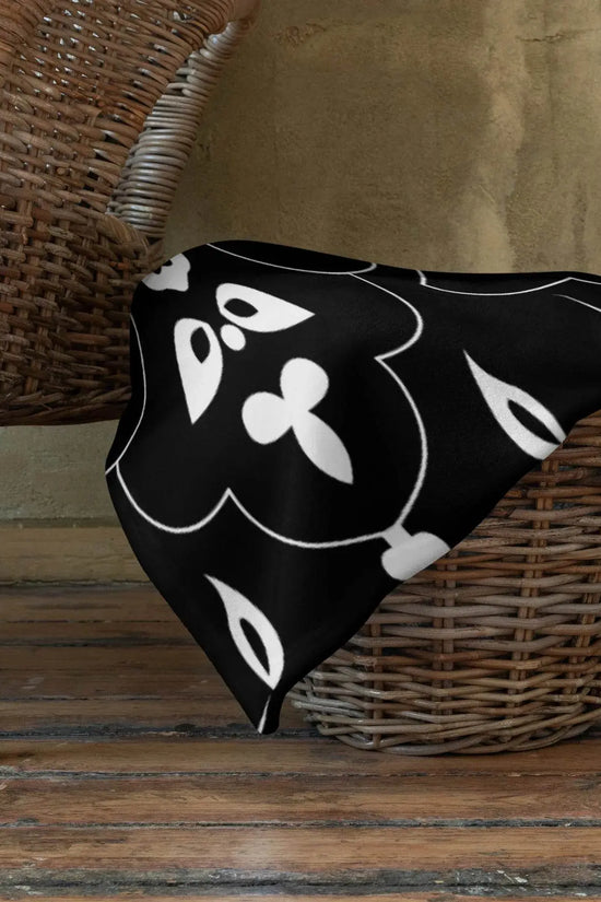 Country Flag floral Throw Blanket - IVORYNN