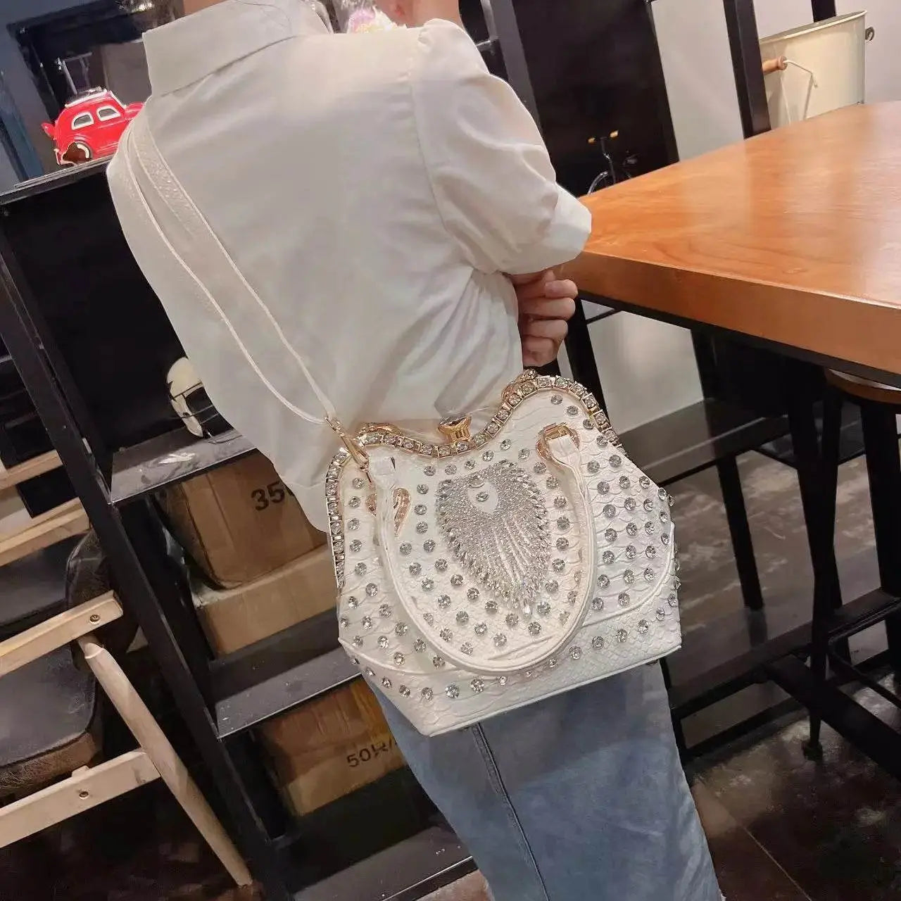 Crossbody diamond inlaid handbag - IVORYNN