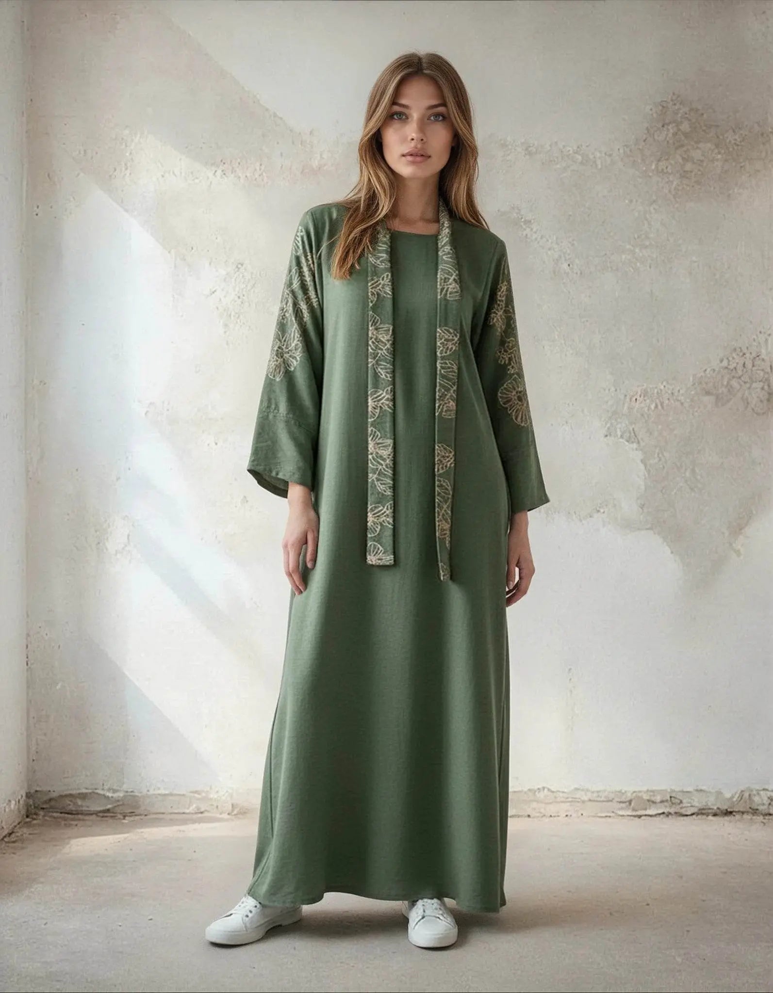 Elegant Floral Embroidered Abaya With Belt - IVORYNN