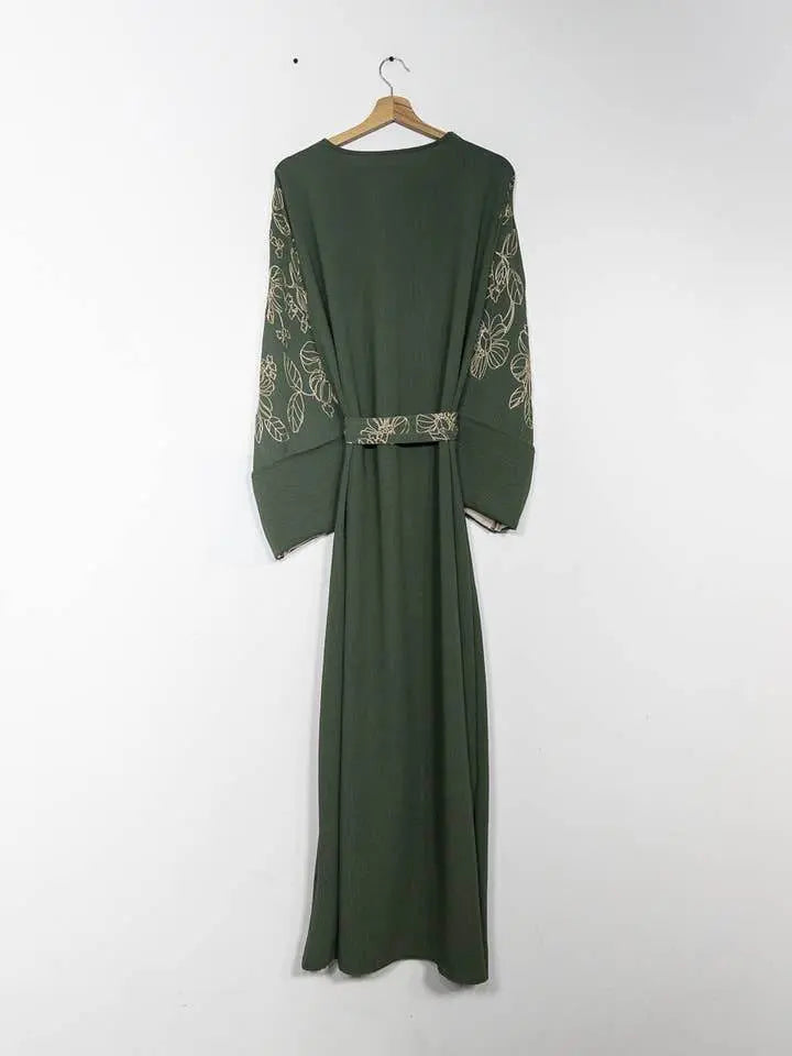Elegant Floral Embroidered Abaya With Belt - IVORYNN