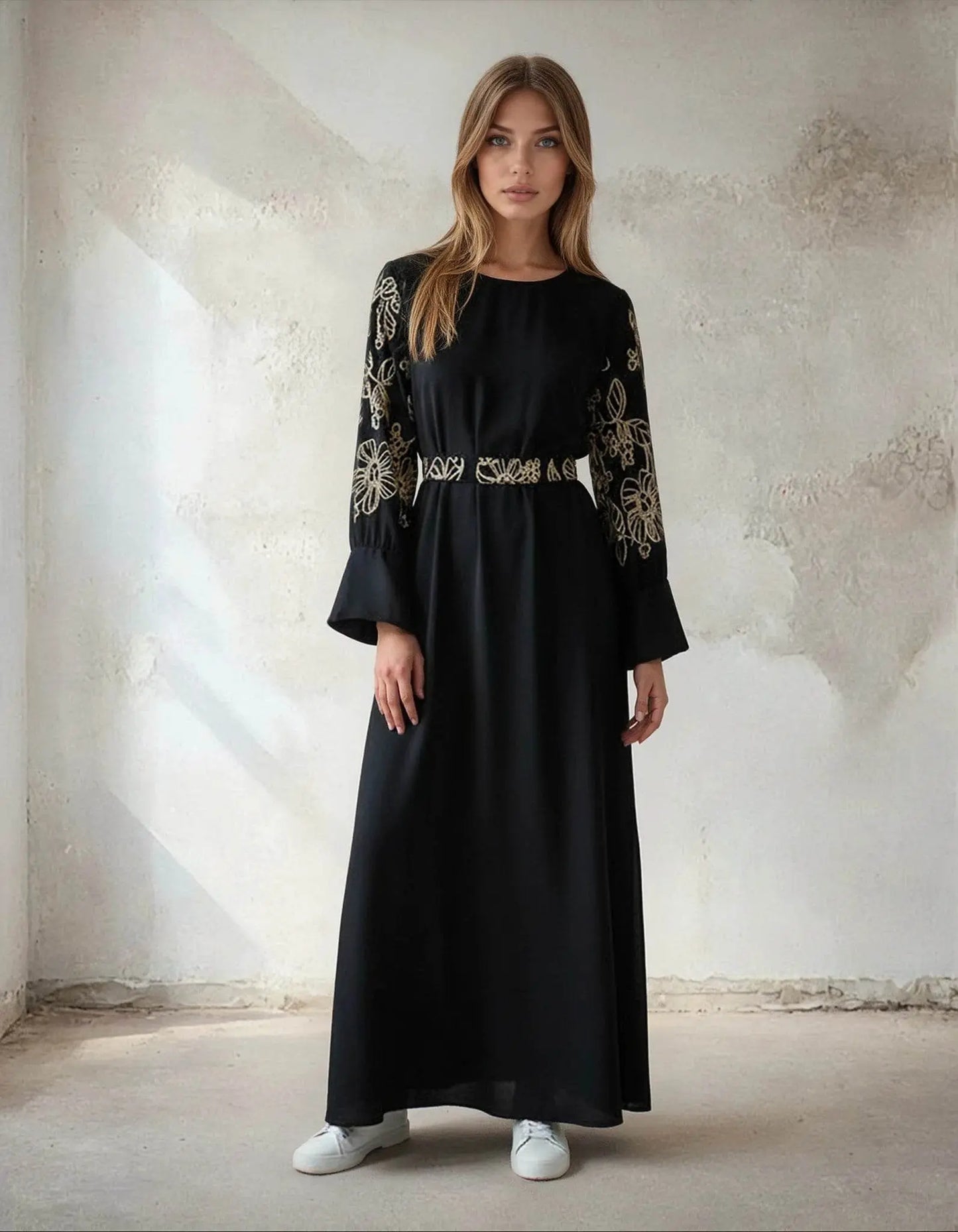 Elegant Floral Embroidered Abaya With Belt - IVORYNN
