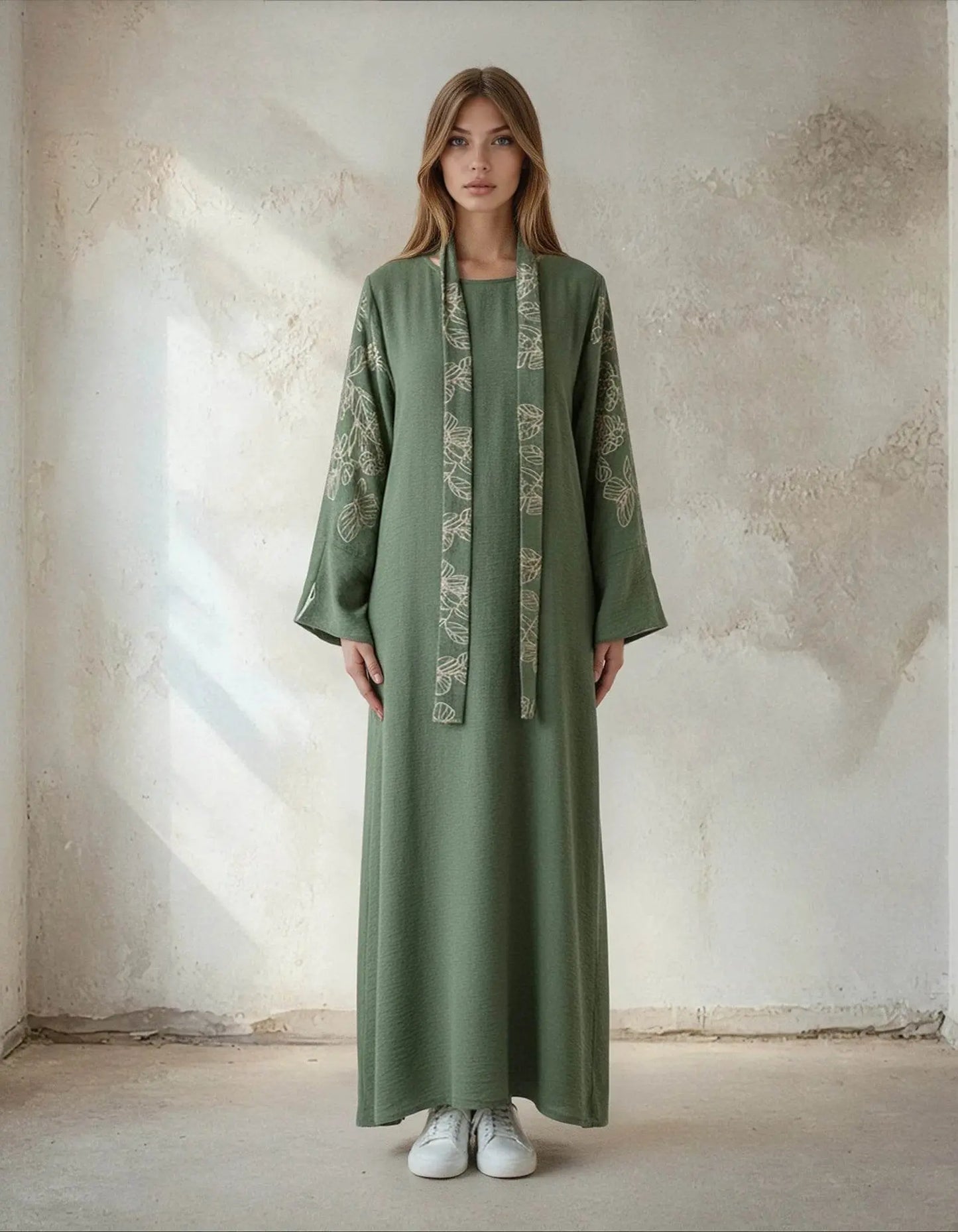 Elegant Floral Embroidered Abaya With Belt - IVORYNN