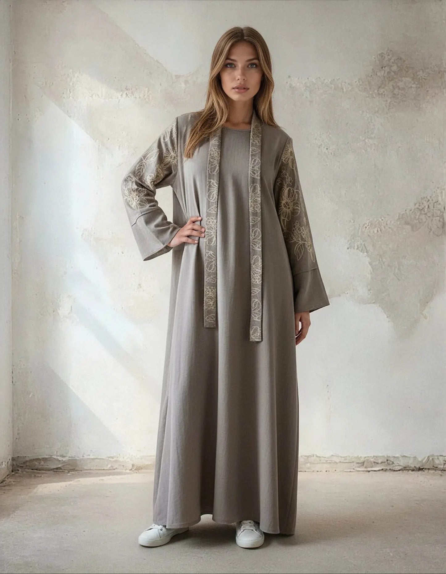 Elegant Floral Embroidered Abaya With Belt - IVORYNN
