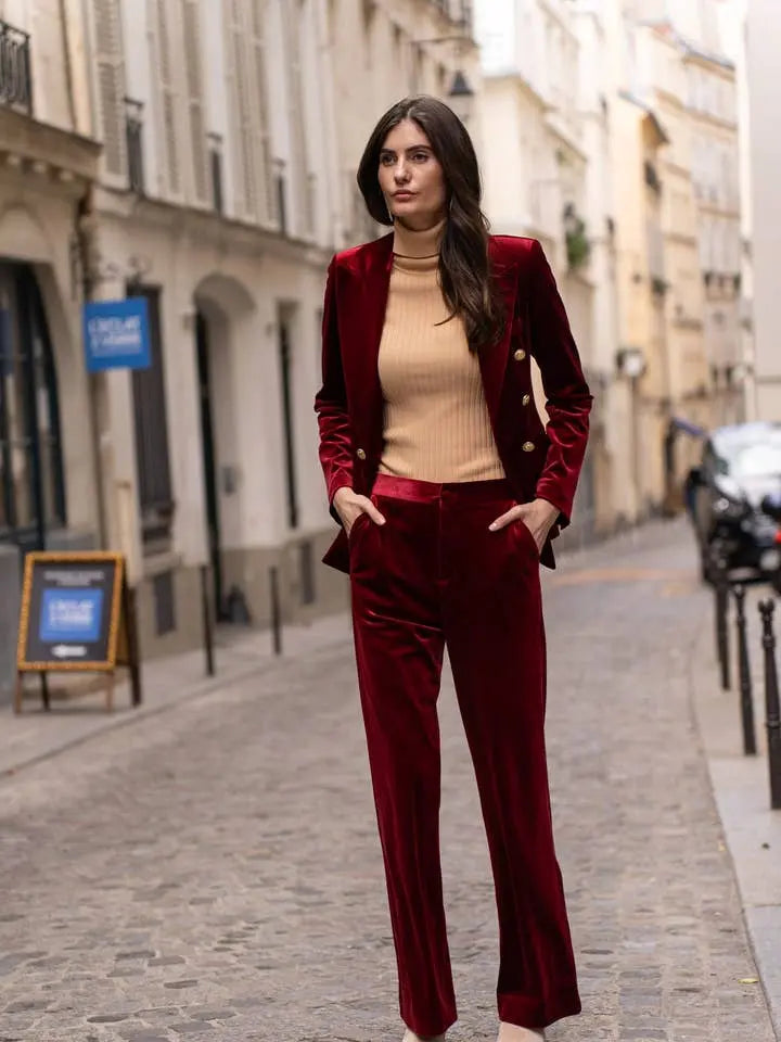 Elegant High-Waisted Straight-Cut Velvet Trousers with Side Pockets, Button Closure