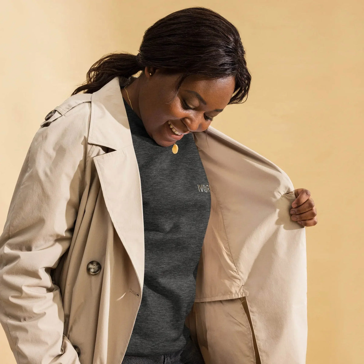 Essential Women Comfort Premium Charcoal Heather Sweatshirt - IVORYNN