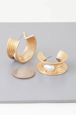 Flared Pearl Teardrop Hoop Earrings - IVORYNN