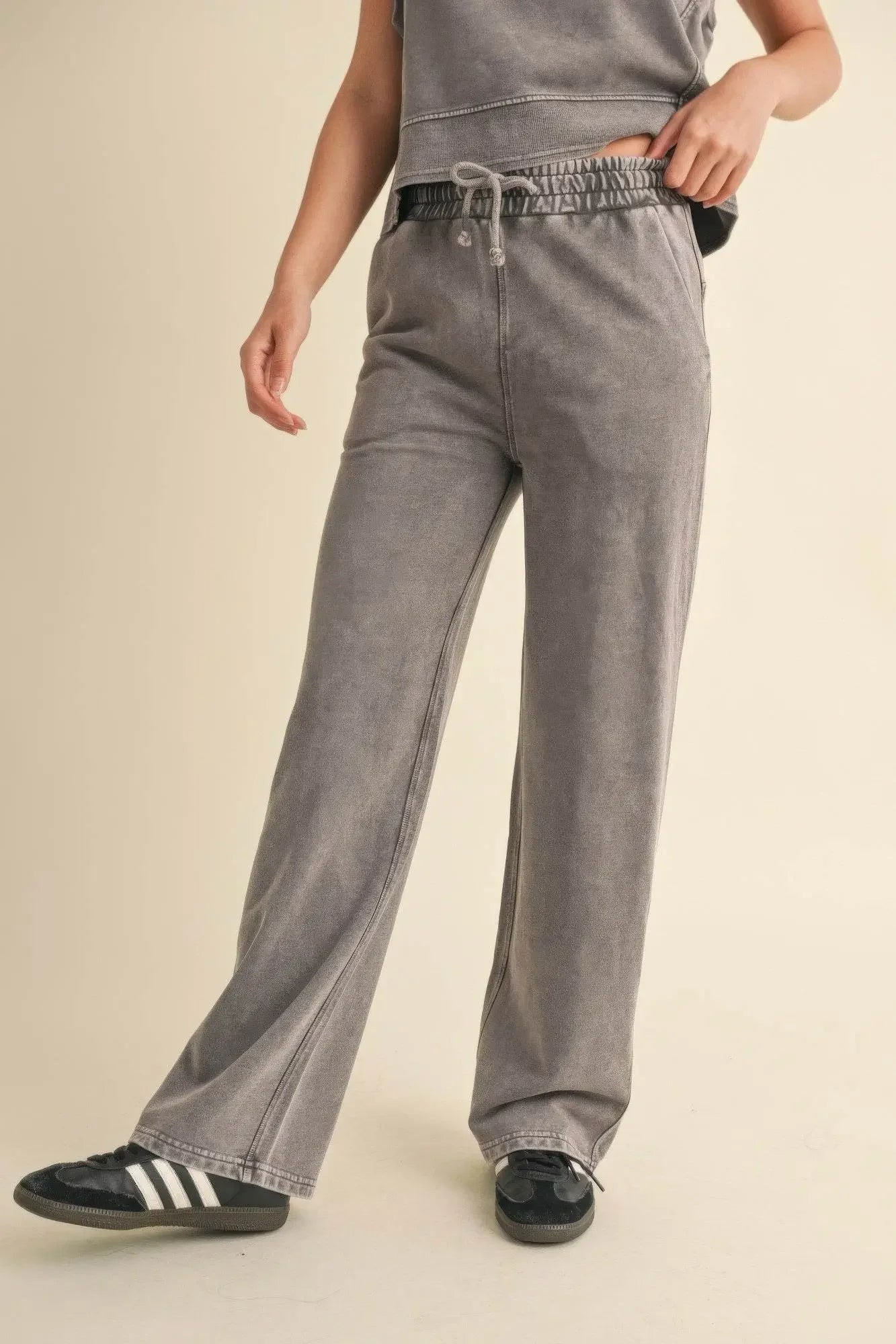 French Terry Mineral Wash Pants - IVORYNN