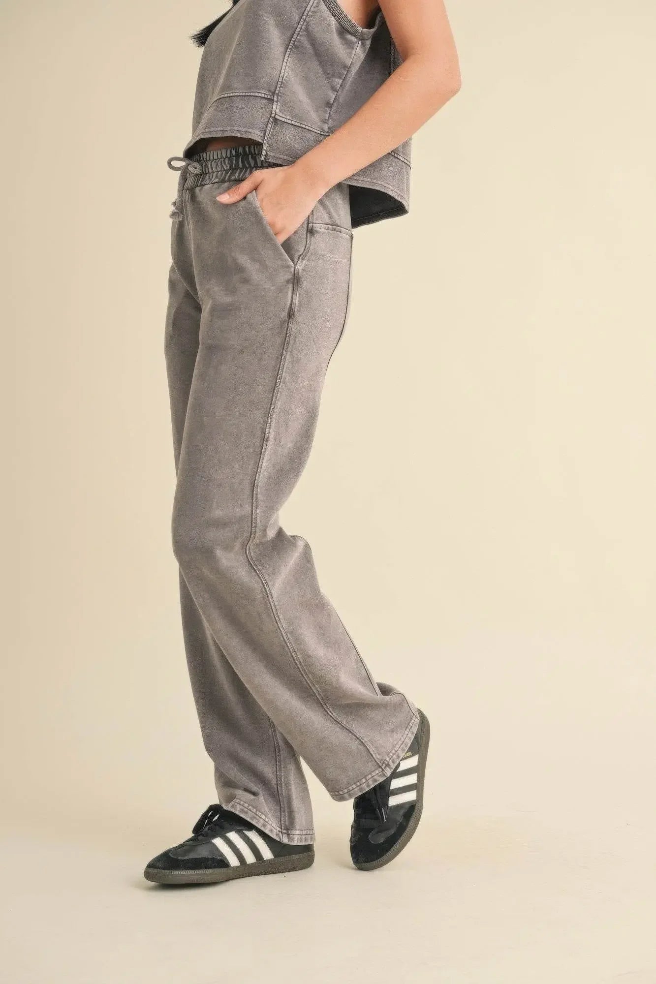 French Terry Mineral Wash Pants - IVORYNN