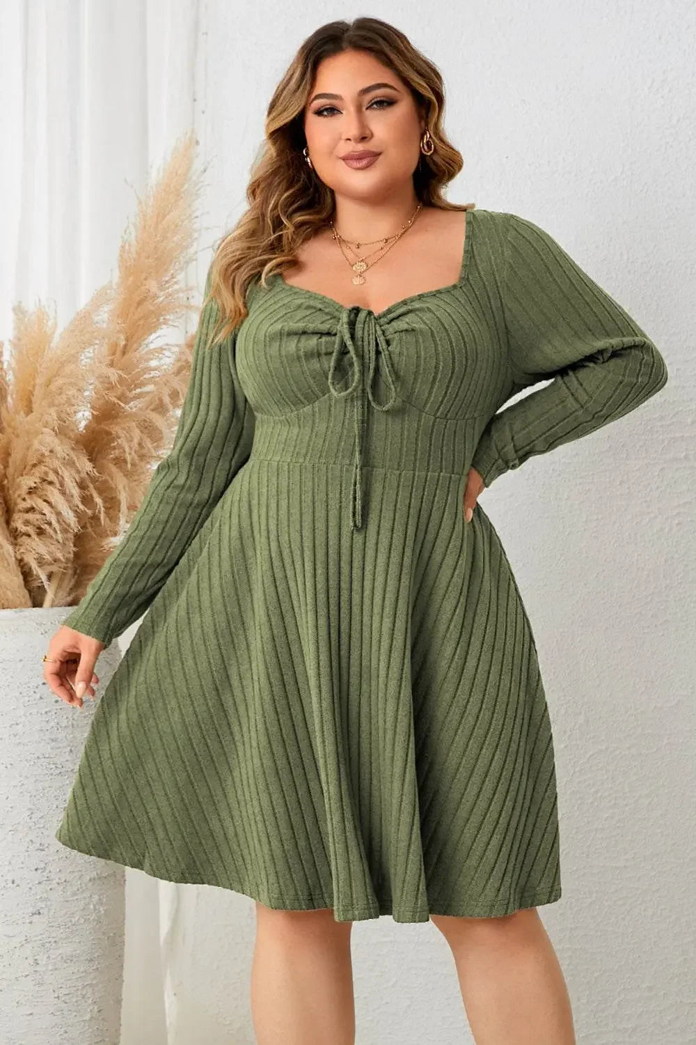 Honey Sweetheart Neck Long Sleeve Ribbed Dress - IVORYNN