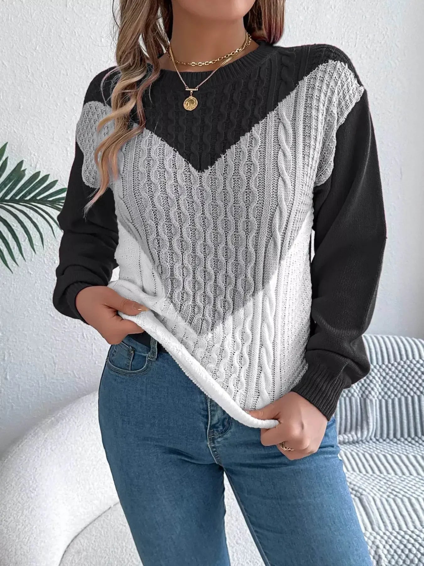 Long Sleeves Warm Cable Dark Gray Knit Sweater - IVORYNN