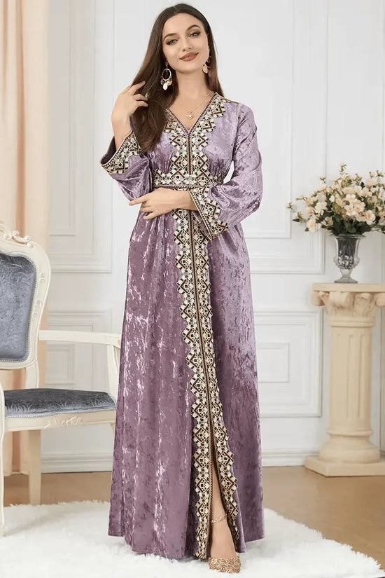 Luxury Pink Velvet Floral Weaving Moroccan Kaftan - IVORYNN