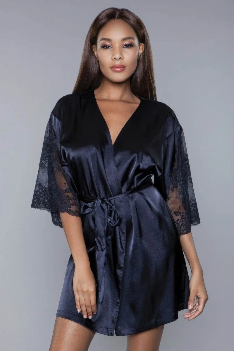 Luxury Short Bridal Black Grace Robe - IVORYNN