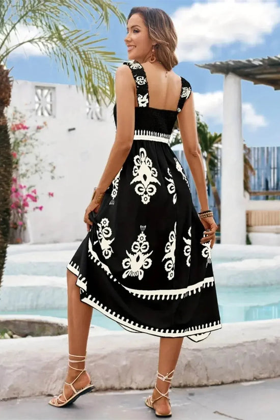 Luxury Square Neck Wide Strap Midi Black Dress - IVORYNN